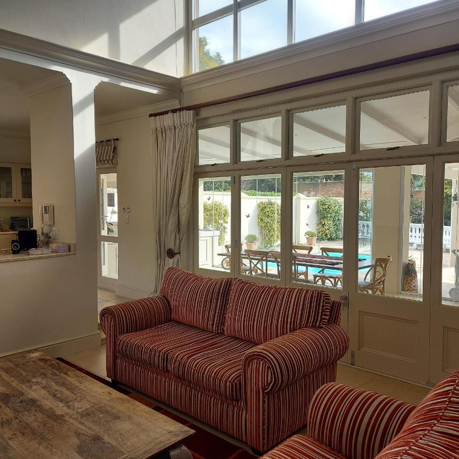 Rustic Manor Guest house 5*