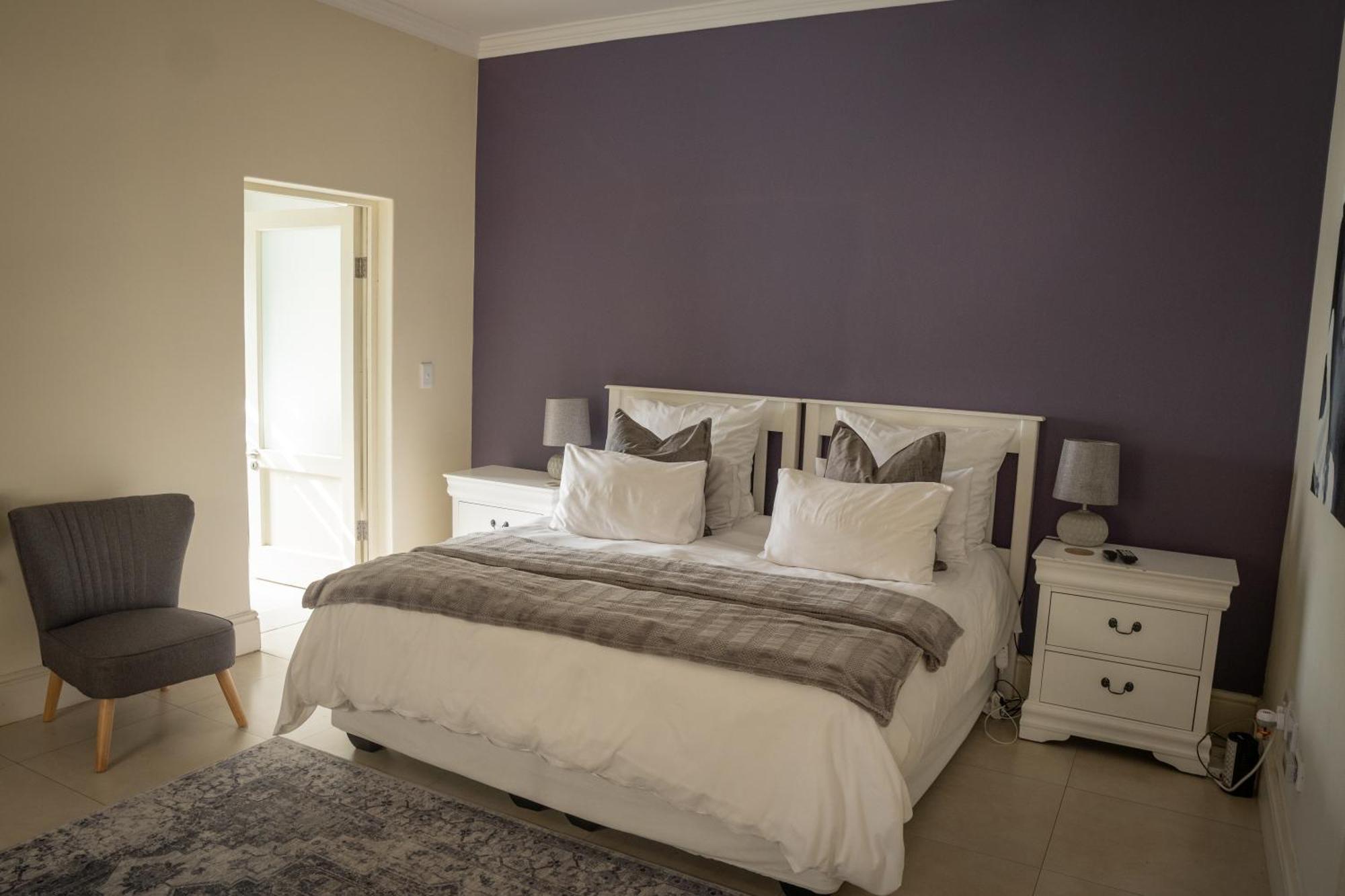 Rustic Manor 5*