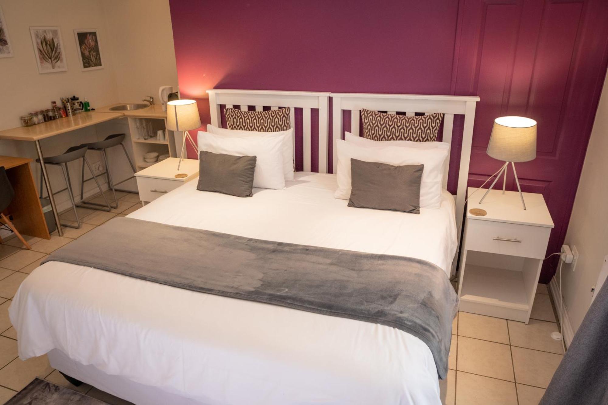 Rustic Manor Guest house 5*